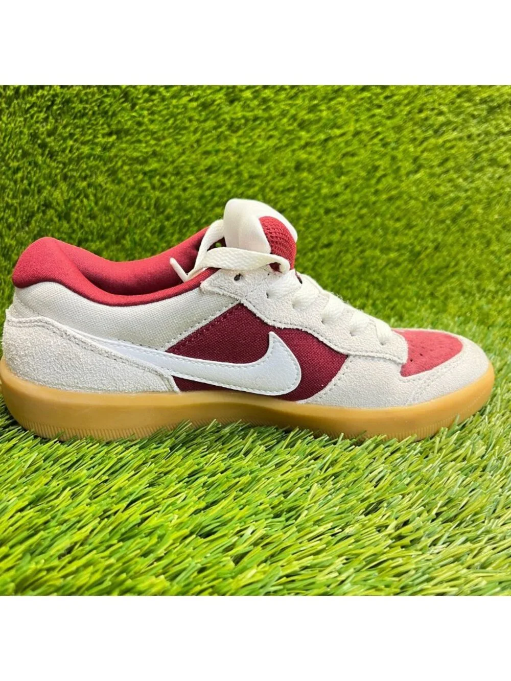 Nike please review